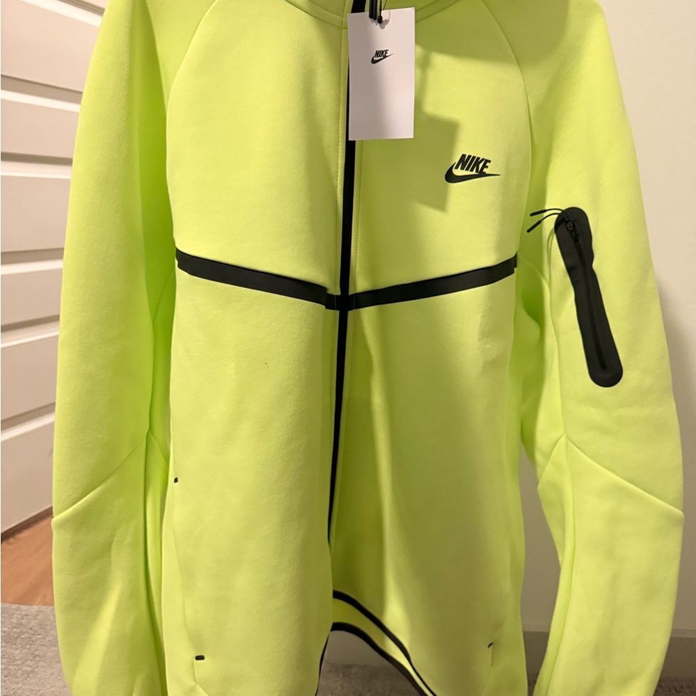Nike Men's Bright Yellow Performance Jacket